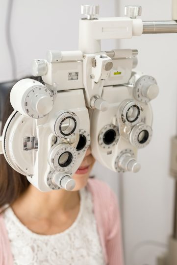 Equipment for eye exams